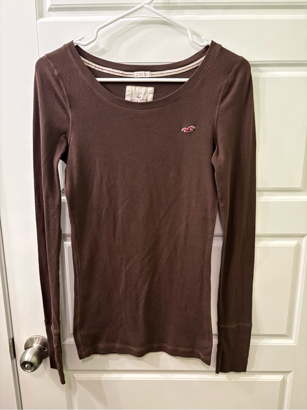 Y2K Hollister Women's Long Sleeve Scoop Neck Top - Chocolate Brown